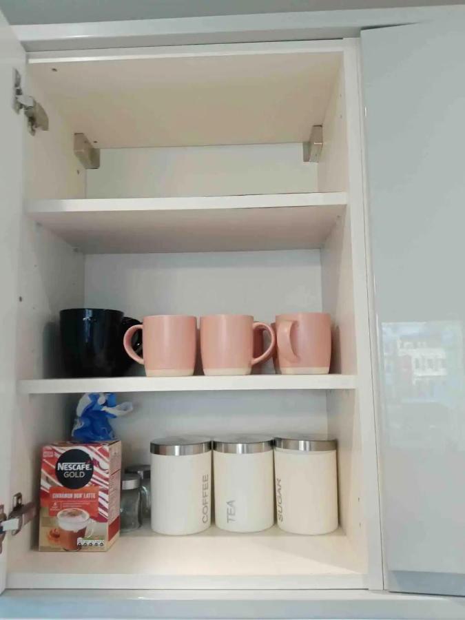 Beautiful Apartment Very Close To The Beach Hove Buitenkant foto