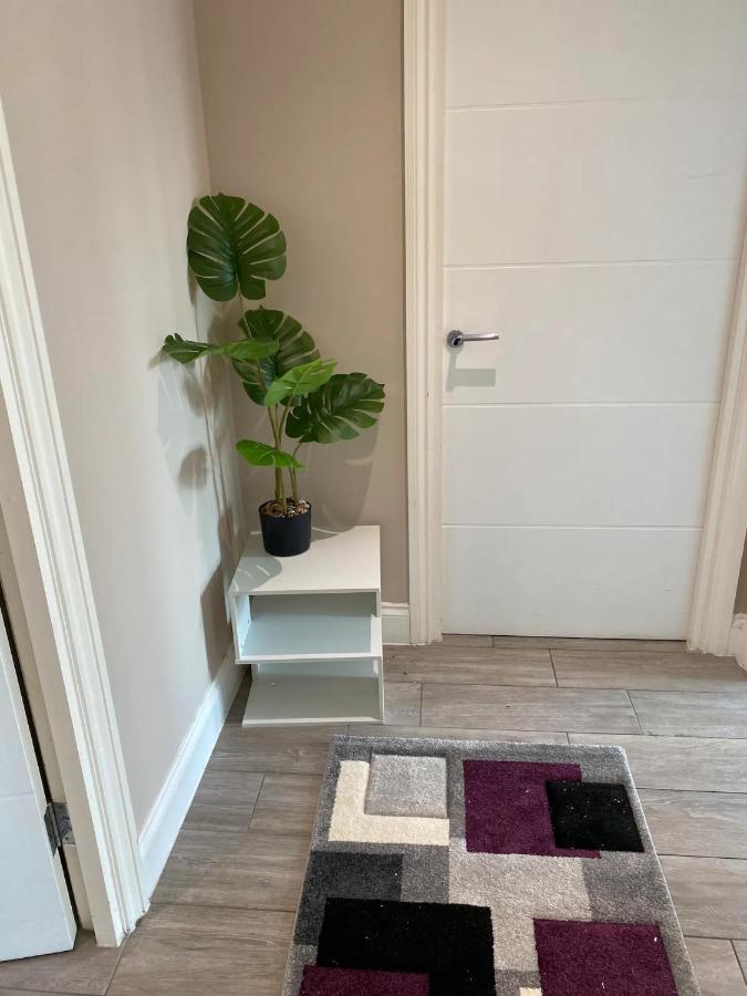 Beautiful Apartment Very Close To The Beach Hove Buitenkant foto