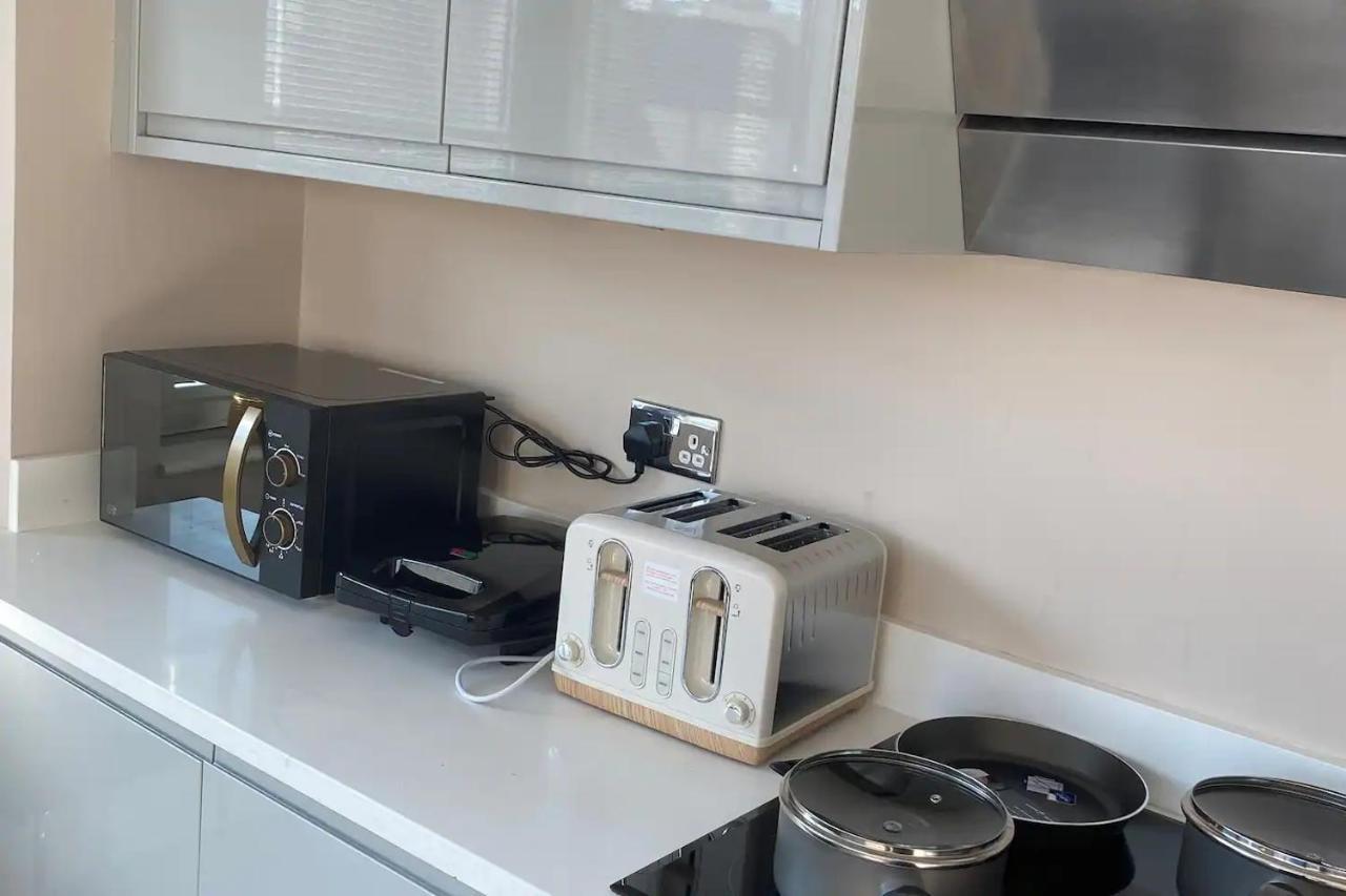 Beautiful Apartment Very Close To The Beach Hove Buitenkant foto