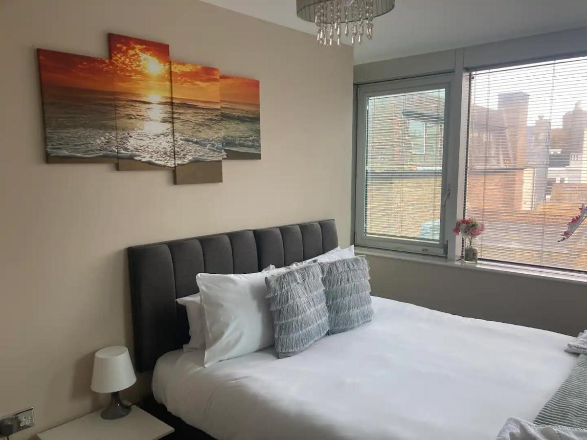 Beautiful Apartment Very Close To The Beach Hove Buitenkant foto